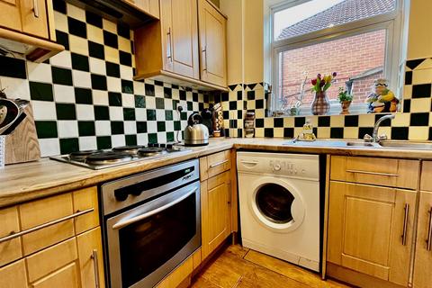 3 bedroom semi-detached house for sale, High Heworth Lane, Gateshead