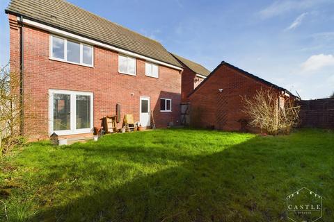 4 bedroom detached house for sale, Bonneville Road, Hinckley