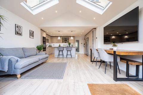 23 Barnston Green, Barnston, Dunmow, CM6 1PH