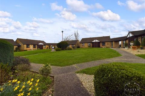 15 Curzon Close, Burbage, Hinckley, LE10 2PD