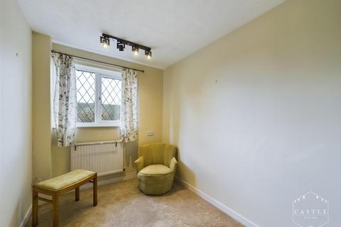 15 Curzon Close, Burbage, Hinckley, LE10 2PD