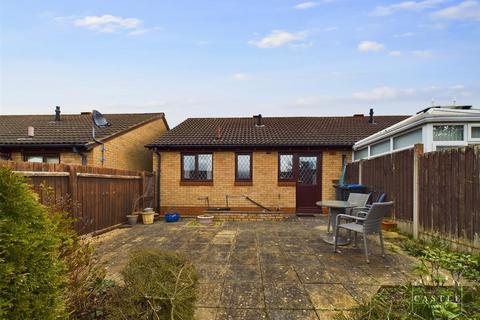 15 Curzon Close, Burbage, Hinckley, LE10 2PD
