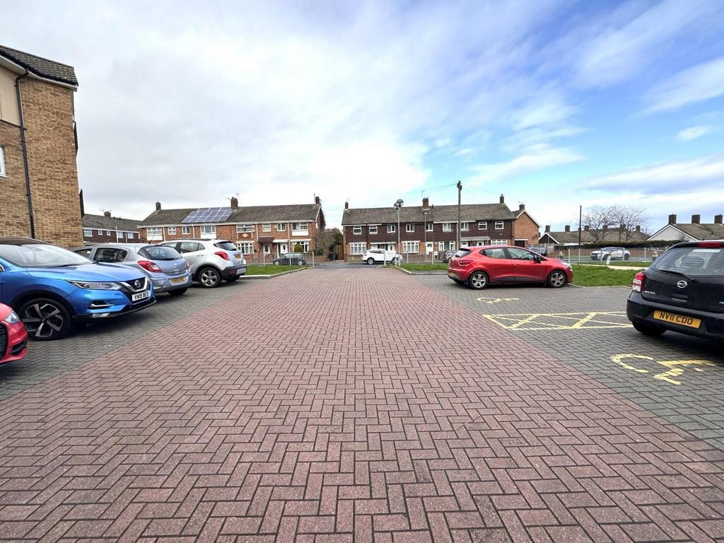 Parking to the front