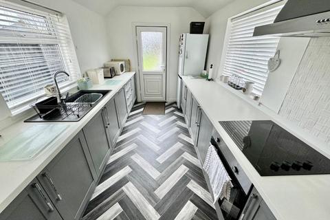 32 Belmont Avenue, South Bank, Middlesbrough, TS6 0AY