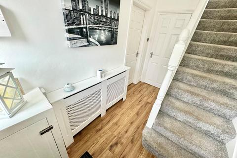 32 Belmont Avenue, South Bank, Middlesbrough, TS6 0AY