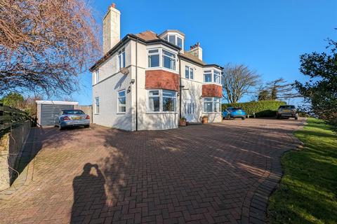 4 bedroom detached house for sale, Filey Road, Scarborough