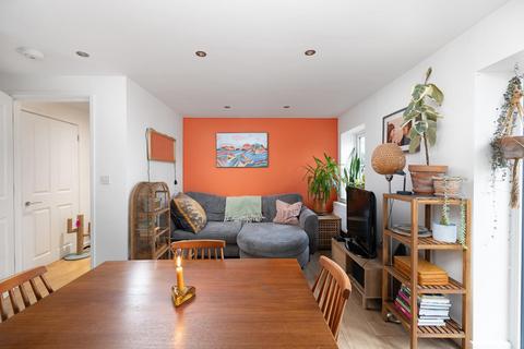 2 bedroom flat for sale - Conham View, Hanham
