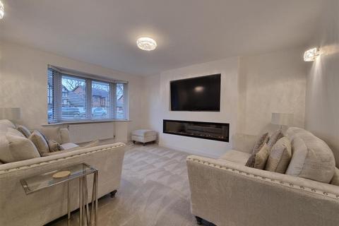 2 Hazel Drive, Hollywood, Birmingham, B47 5RJ