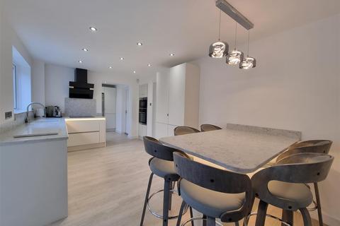 2 Hazel Drive, Hollywood, Birmingham, B47 5RJ