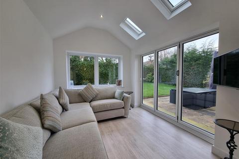 2 Hazel Drive, Hollywood, Birmingham, B47 5RJ