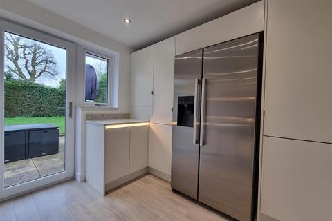 2 Hazel Drive, Hollywood, Birmingham, B47 5RJ
