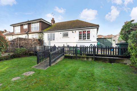4 Albany Close, Bexley, DA5 3ES