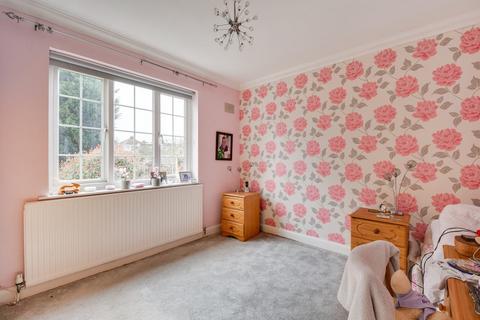 4 Albany Close, Bexley, DA5 3ES