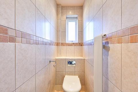 1 Covert Close, Burton Joyce, Nottingham, NG14 5BX