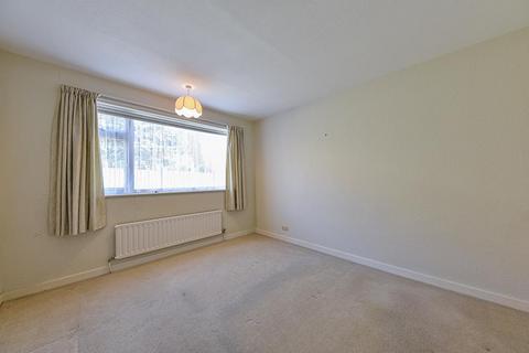 1 Covert Close, Burton Joyce, Nottingham, NG14 5BX