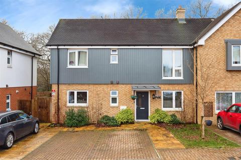 3 bedroom house for sale, Woodpecker View, Crowborough