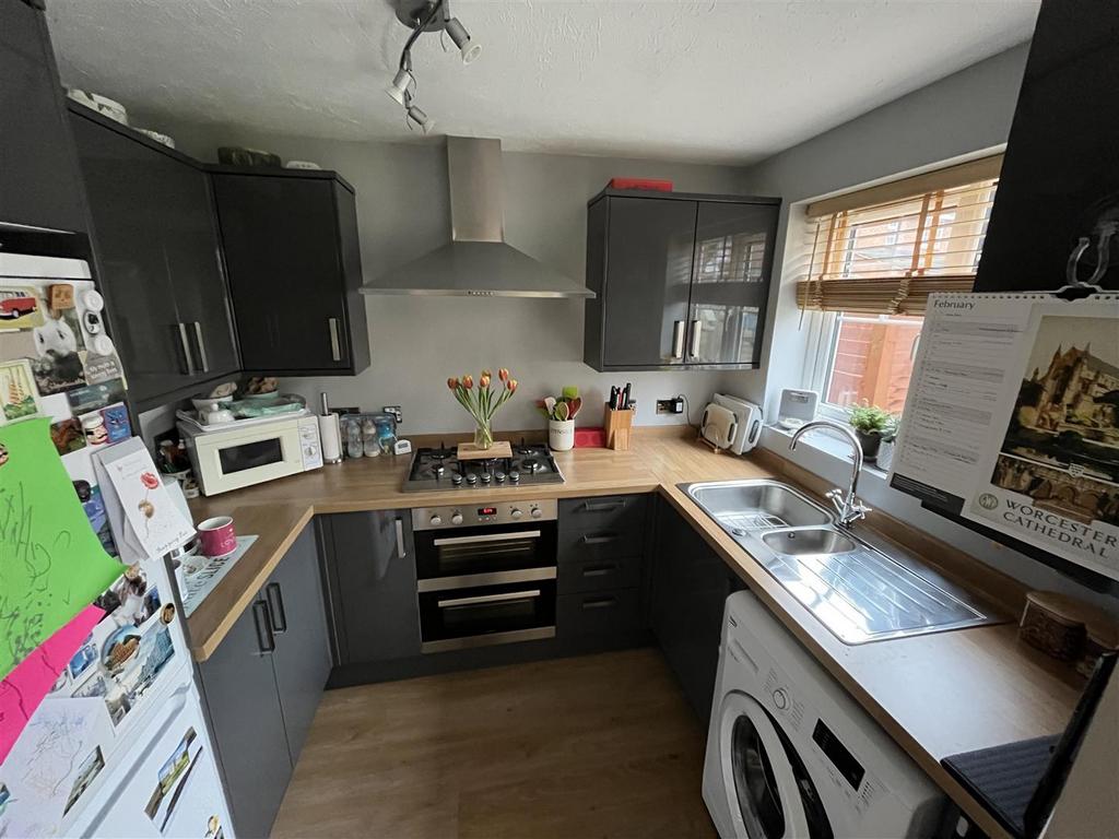 Modern Fitted Kitchen