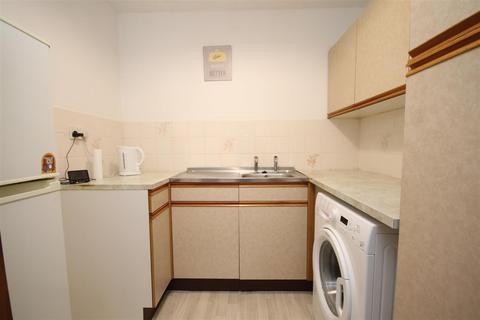 309 Knights Manor Way, Dartford, DA1 5SH