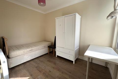 22 Rowan Road, Bexleyheath, DA7 4BW