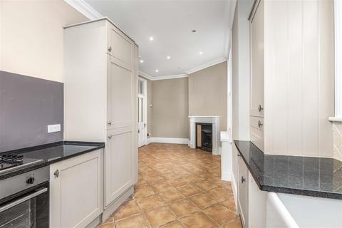 2 bedroom flat for sale, Sheengate Mansions, East Sheen, SW14