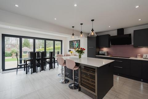 40 Downs Road, Epsom, KT18 5JD