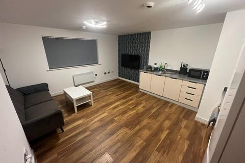 2 bedroom apartment to rent, Woden Street, Salford