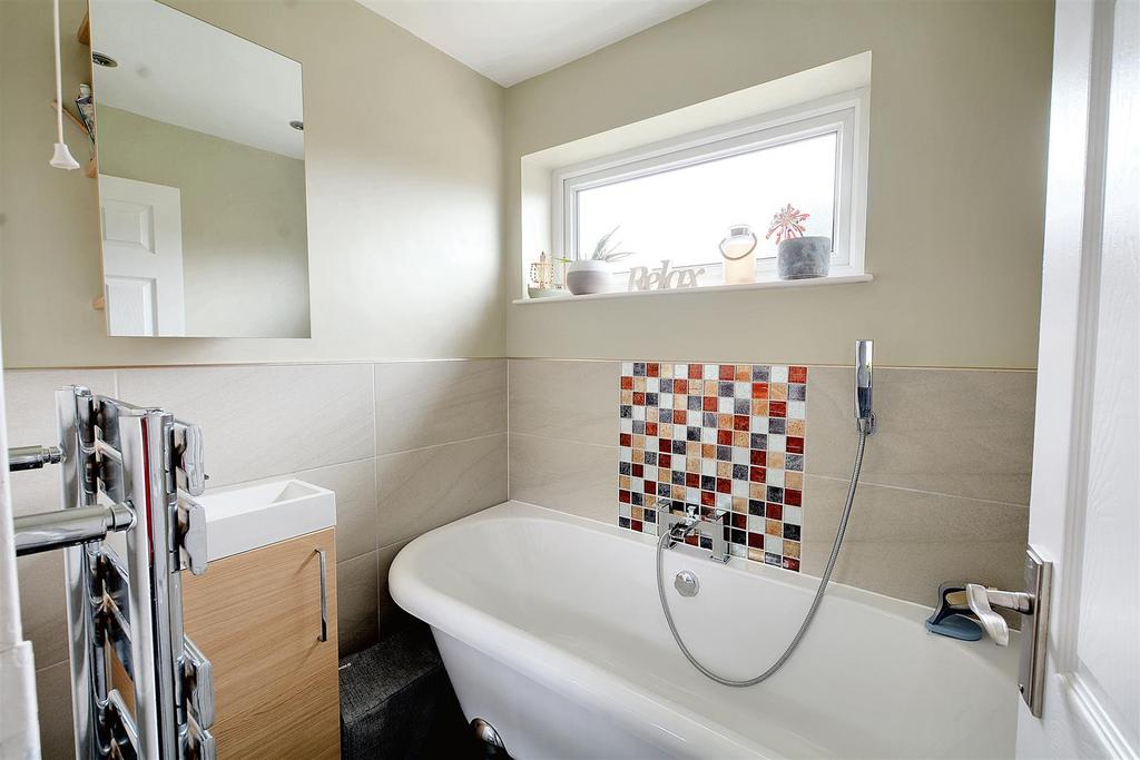 Bathroom.jpeg
