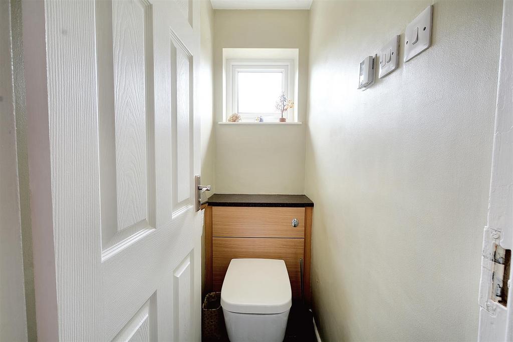 Toilet.jpeg