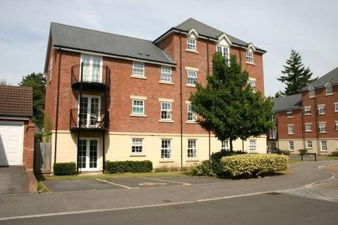 2 bedroom apartment to rent, Telford Court, Newbury