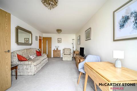 2 bedroom apartment for sale, Oakhill Place, High View, Bedford, Bedfordshire, MK41 8FB