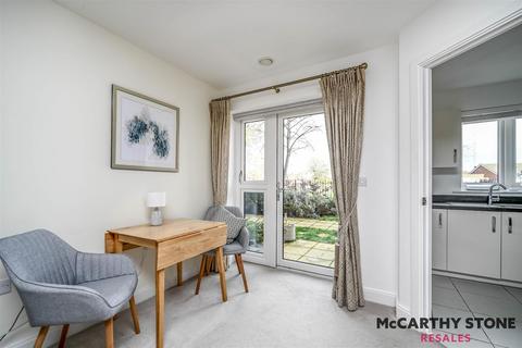 2 bedroom apartment for sale, Oakhill Place, High View, Bedford, Bedfordshire, MK41 8FB