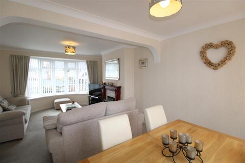 4 bedroom semi-detached house for sale, Roachburn Road, Hillheads Estate, Newcastle Upon Tyne