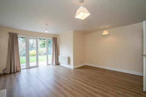 8 Byron Close, Bognor Regis, PO22 6QU