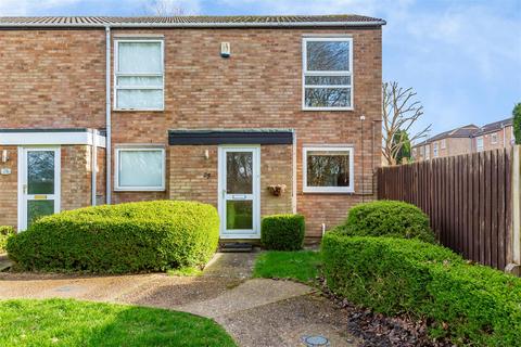 25 Chapel Wood, New Ash Green, Longfield, DA3 8RA