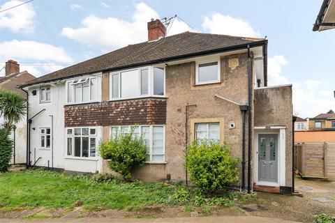 15 Grove Close, Kingston Upon Thames, KT1 2SS