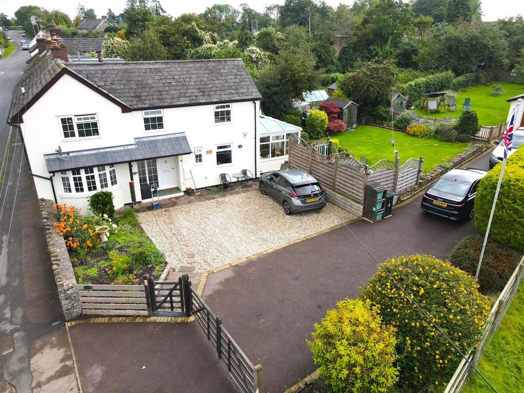 Main Road, Alvington, Lydney 4 bed cottage for sale £475,000