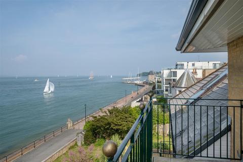 4 bedroom apartment to rent, Cowes, Isle Of Wight
