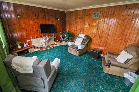 9 John Clare Way, Corby, NN17 2NQ