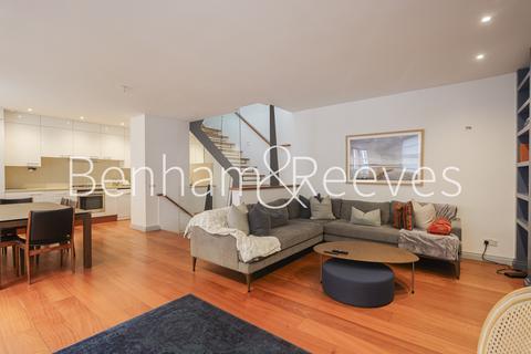 Phillimore Walk, Kensington W8