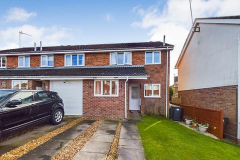 3 bedroom end of terrace house for sale, Elm Way, Sawtry, Huntingdon.