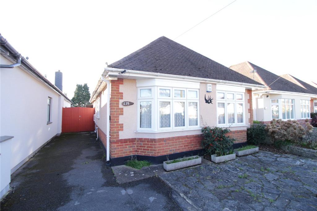 Western Avenue, Bournemouth, BH10 3 bed bungalow for sale £389,950