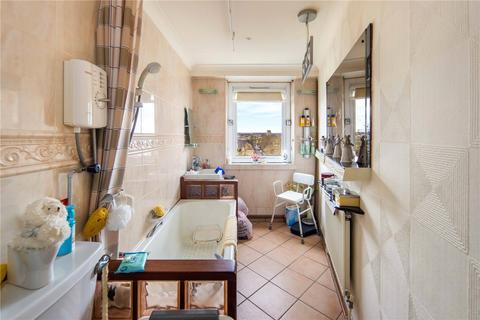 Flat 40, Offenbach House Mace Street, London, E2 0RB