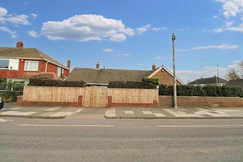 2 bedroom bungalow for sale, Benfield Road, Walkergate, Newcastle upon Tyne, Tyne and Wear, NE6 4NT