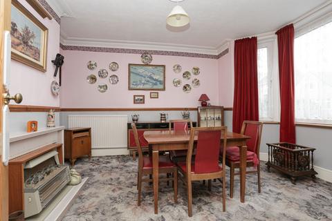 147 Athelstan Road, Faversham, ME13 8QW