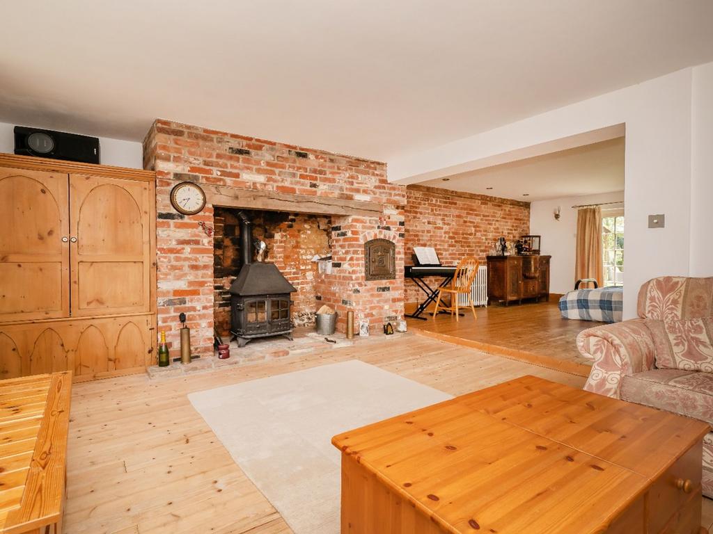 Heath Road, Hickling 4 bed detached house for sale £850,000