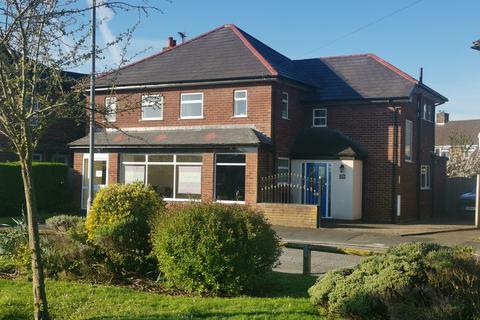 4 bedroom detached house for sale, Chester Road, Chester CH3
