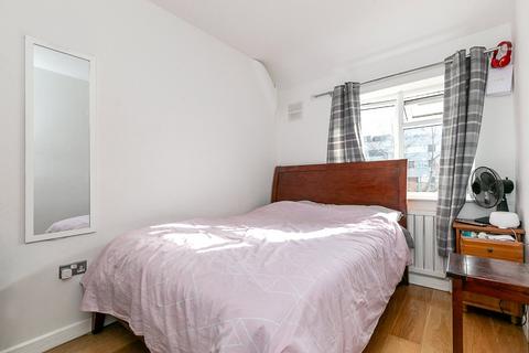 31 Gareth Grove, Bromley, BR1 5EG