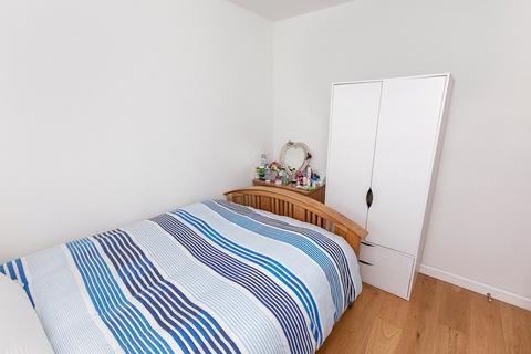 31 Gareth Grove, Bromley, BR1 5EG