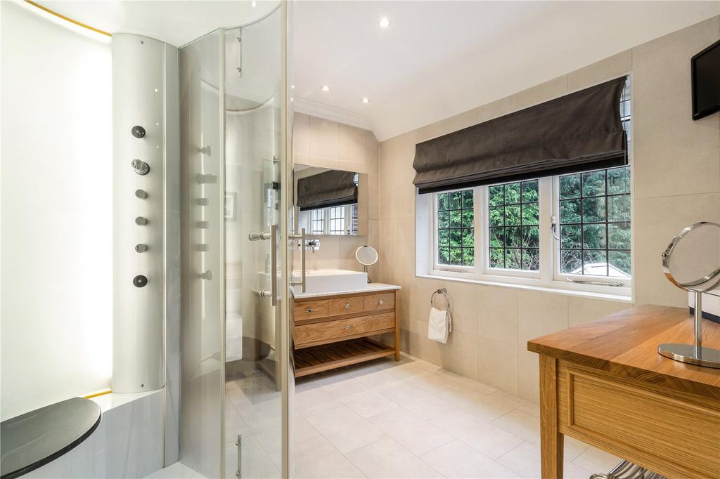 Bedroom One En Suite