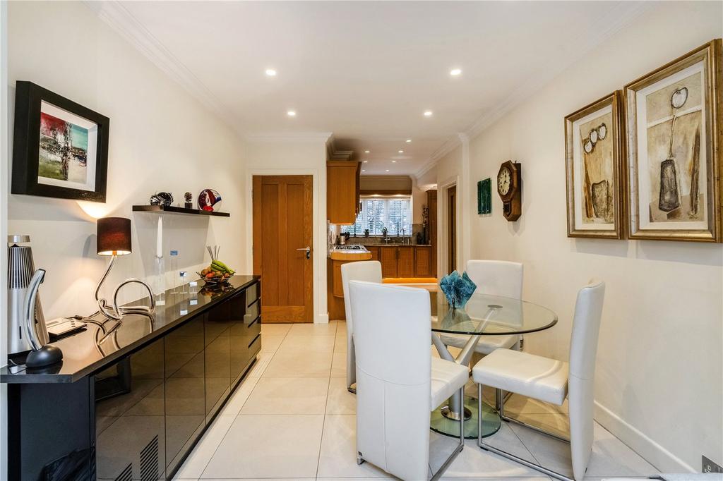 Breakfast Room